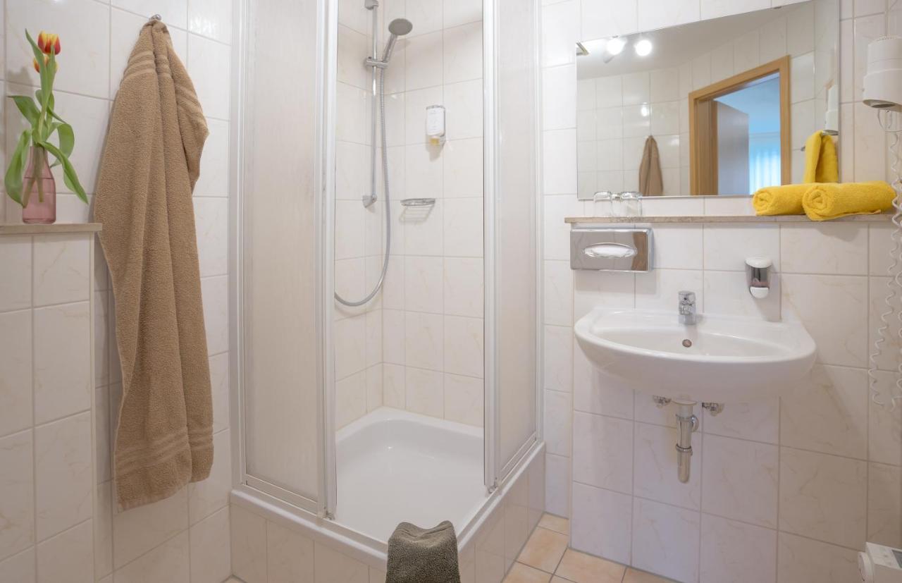 Hotel Thueringenschanze Oberhof  Buitenkant foto