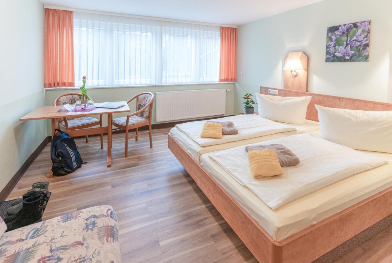 Hotel Thueringenschanze Oberhof  Buitenkant foto
